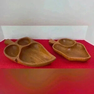 Vintage 1960’s Monkey Pod Bowls Set of 2 in excellent condition!